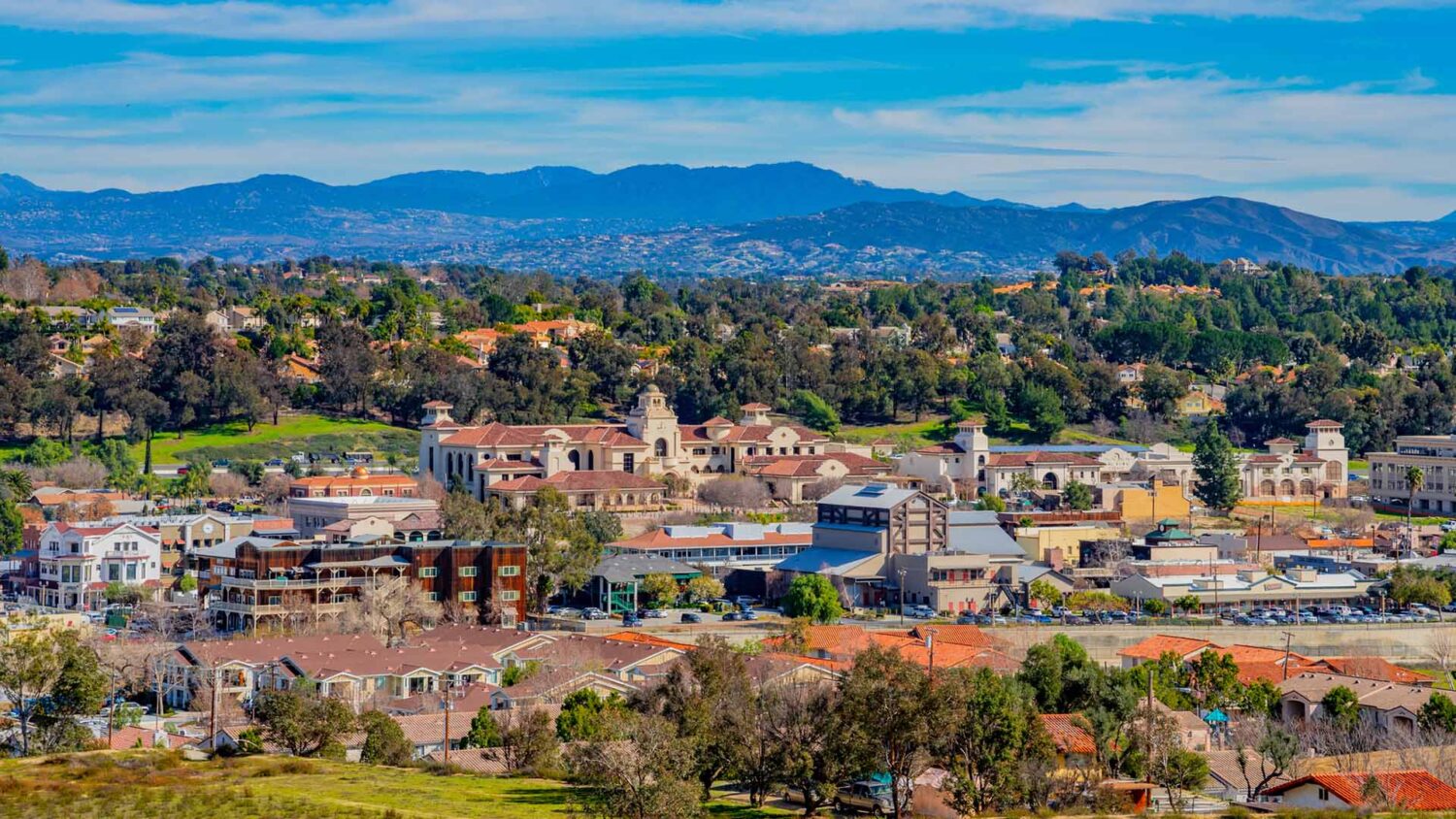 04-old-town-and-beyond-altair