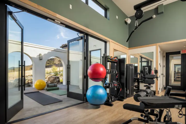 22_Altair_Clubhouse_interior